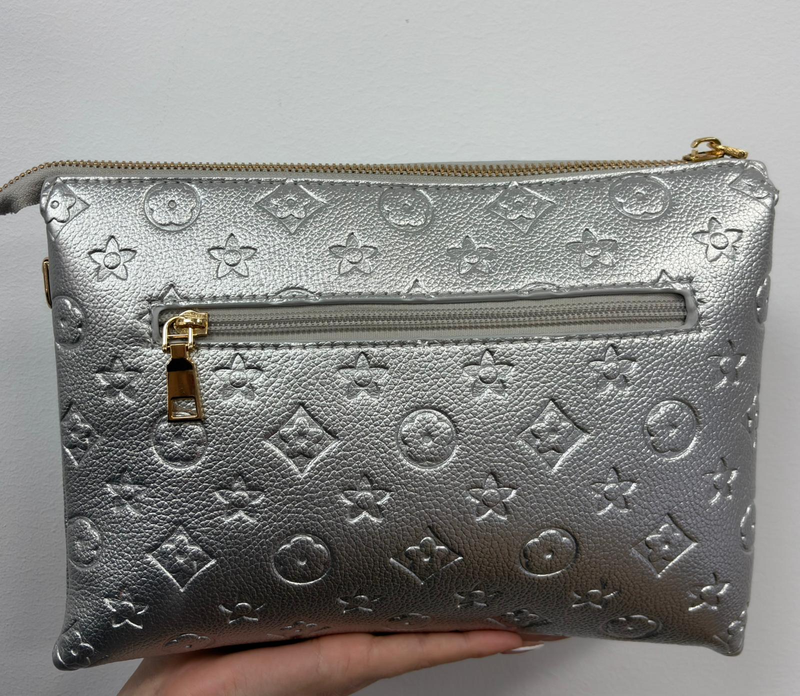Bolso plateado