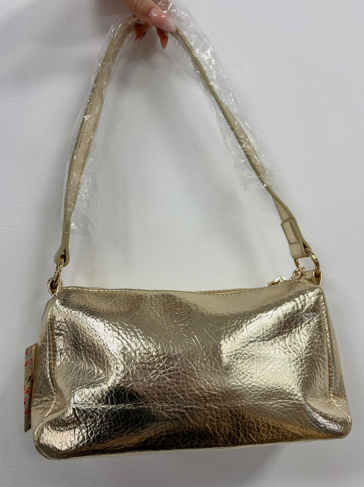 Bolso dorado