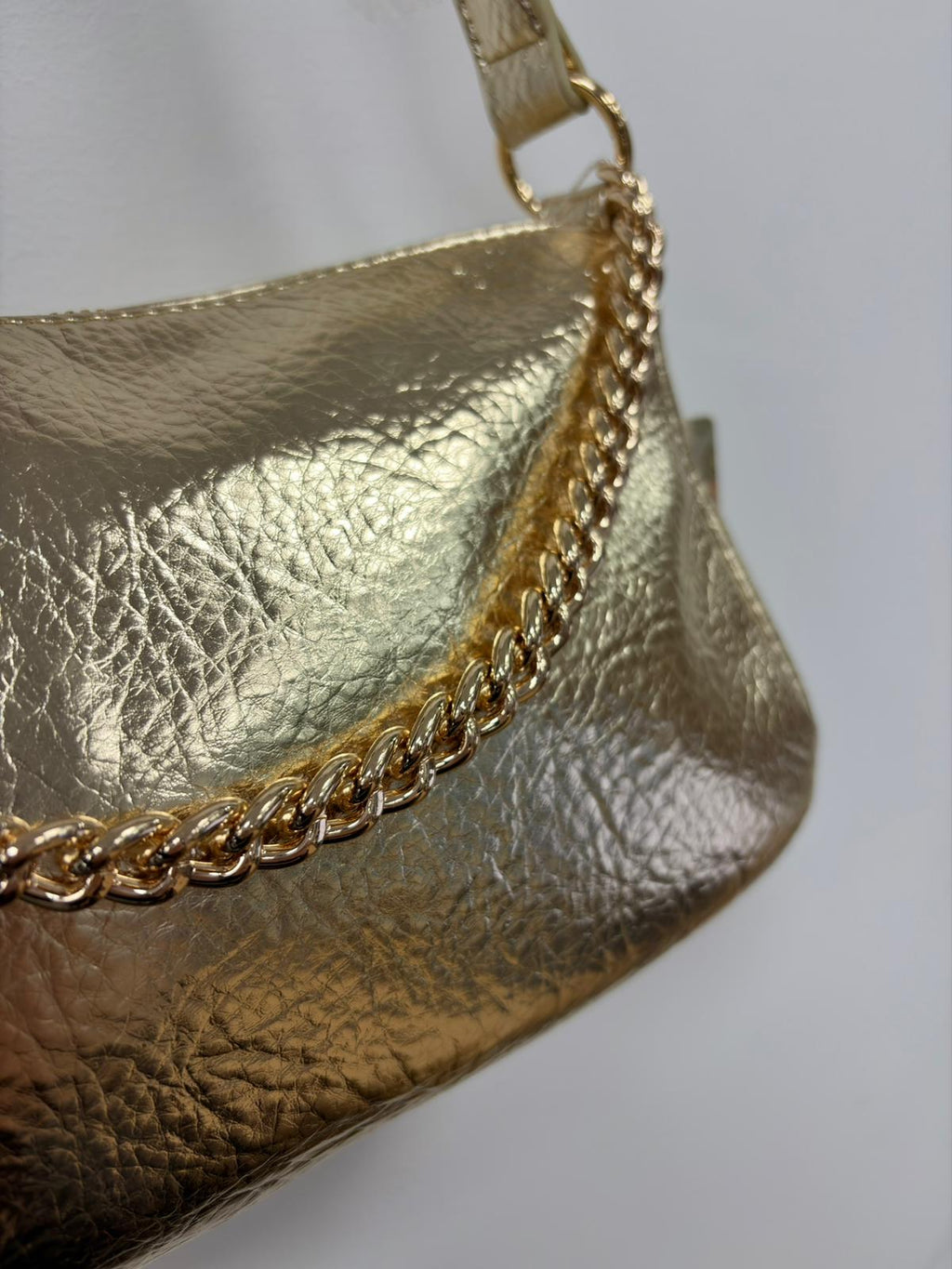 Bolso dorado